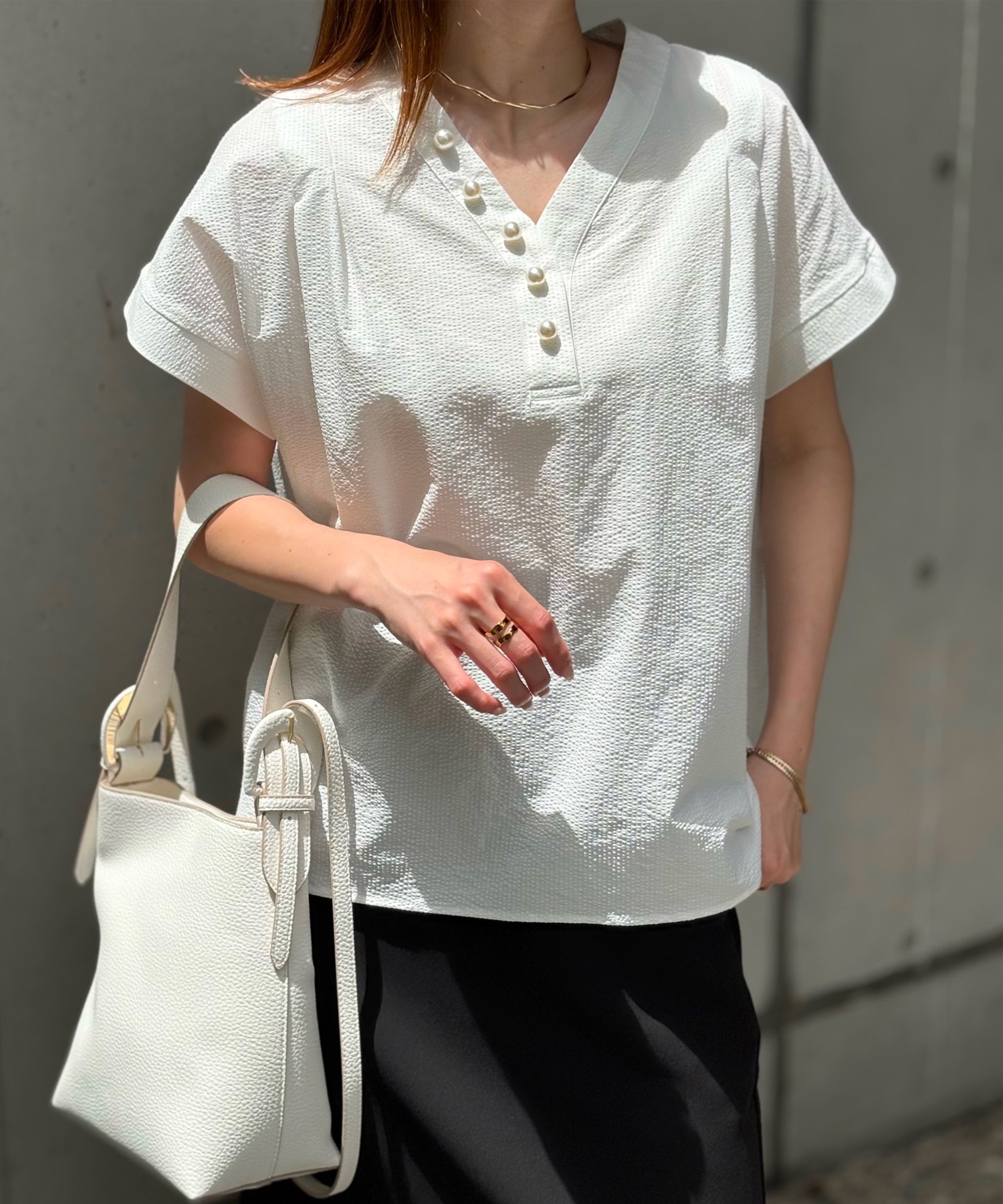ホワイトパール様オーダー商品 パール釦Vネックオーバーサッカーシャツ Emma Taylor│STYLEDOOR