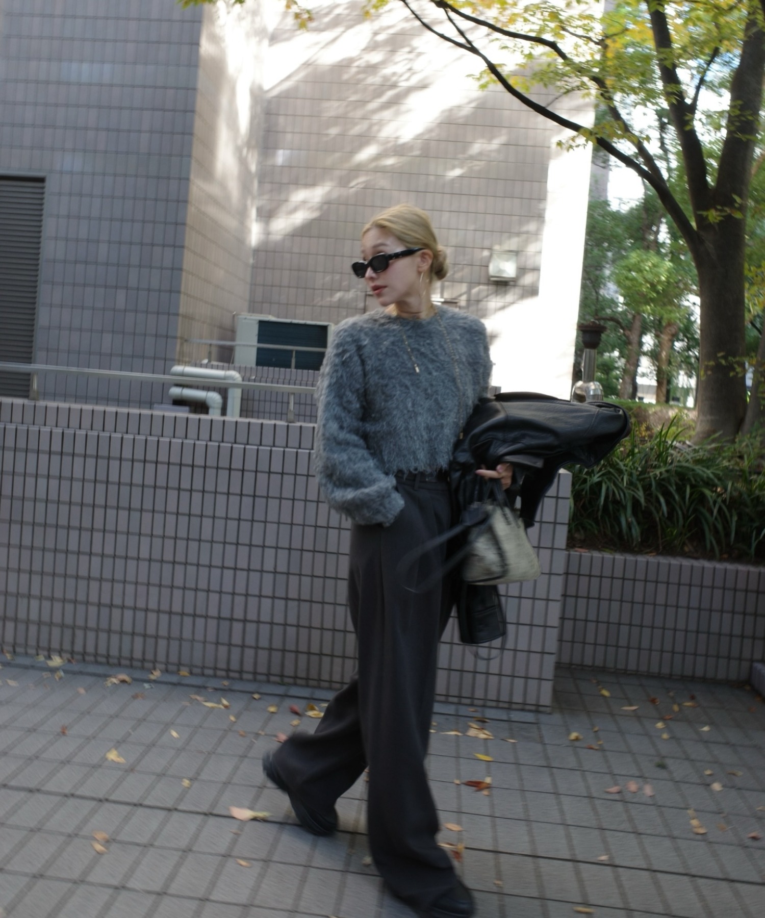 model：H163 着用サイズ：FREE