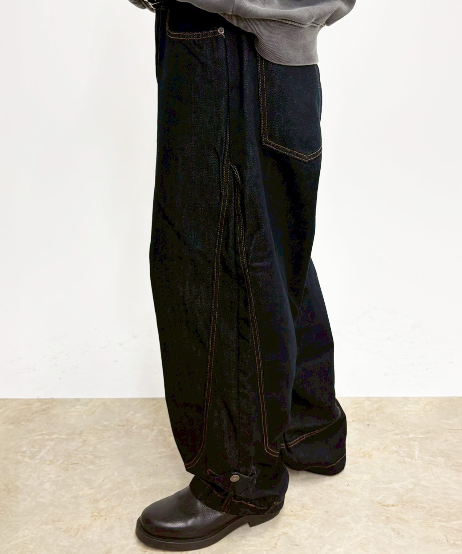 A'GEM/9 × .kom 『A'gem/エージェム』Curved Rigid Denim Pants