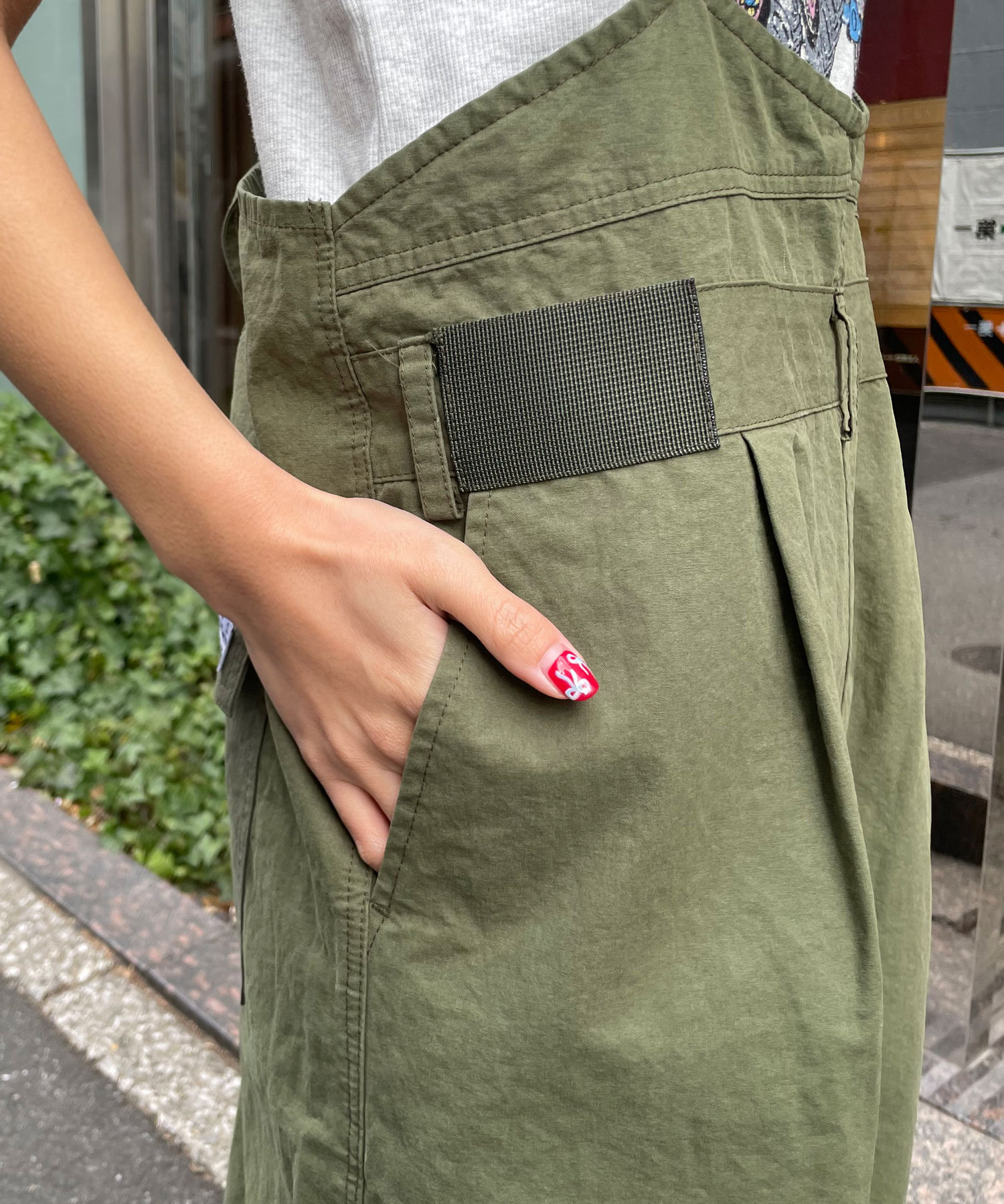 【UNESS/ユーネス】リメイク風ミリタリーキャミサロペット UNESS/ユーネス】リメイク風ミリタリーキャミサロペット