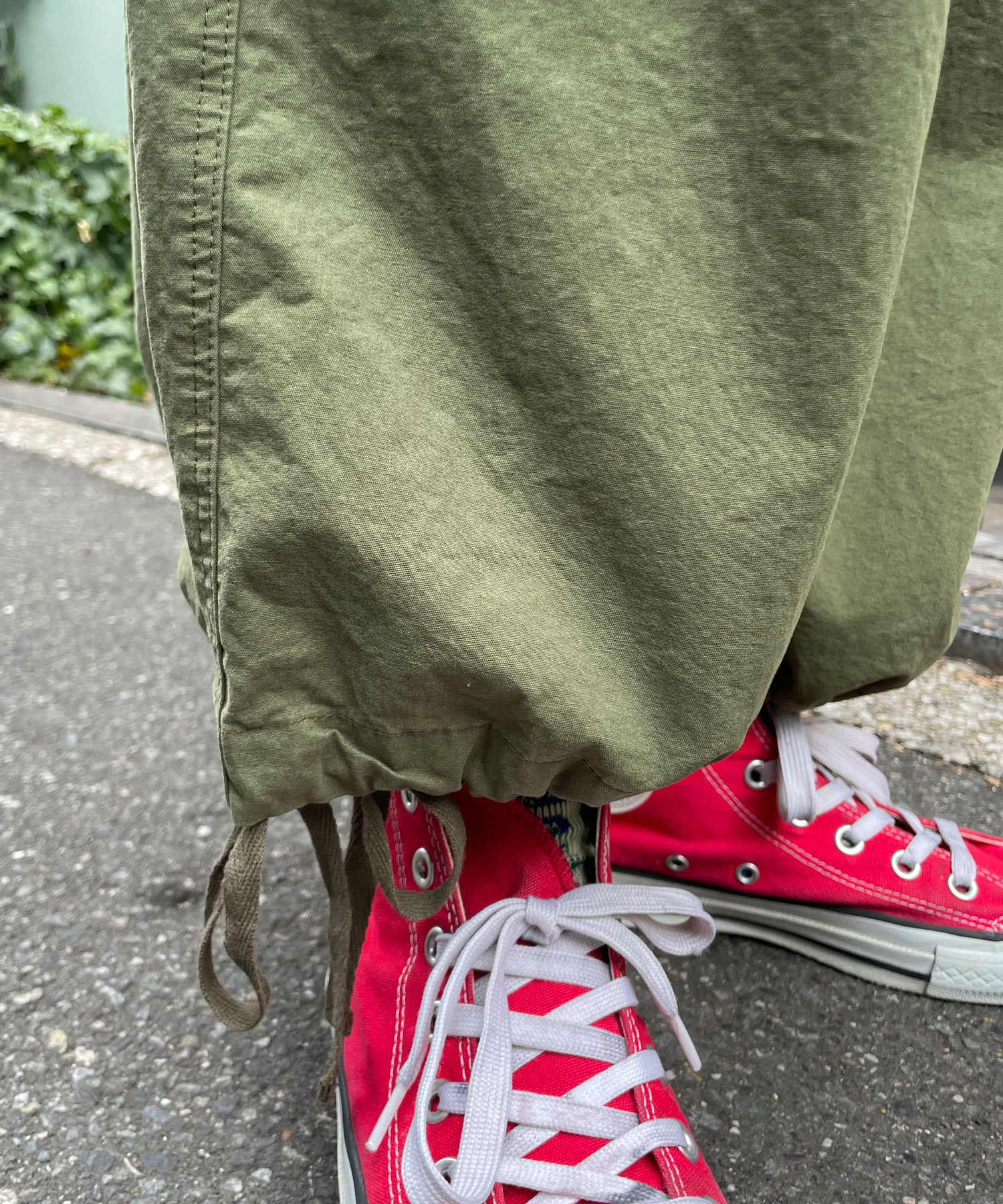 UNESS/ユーネス】リメイク風ミリタリーキャミサロペット