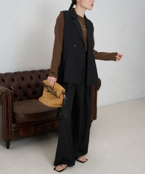 model：163cm / size：F