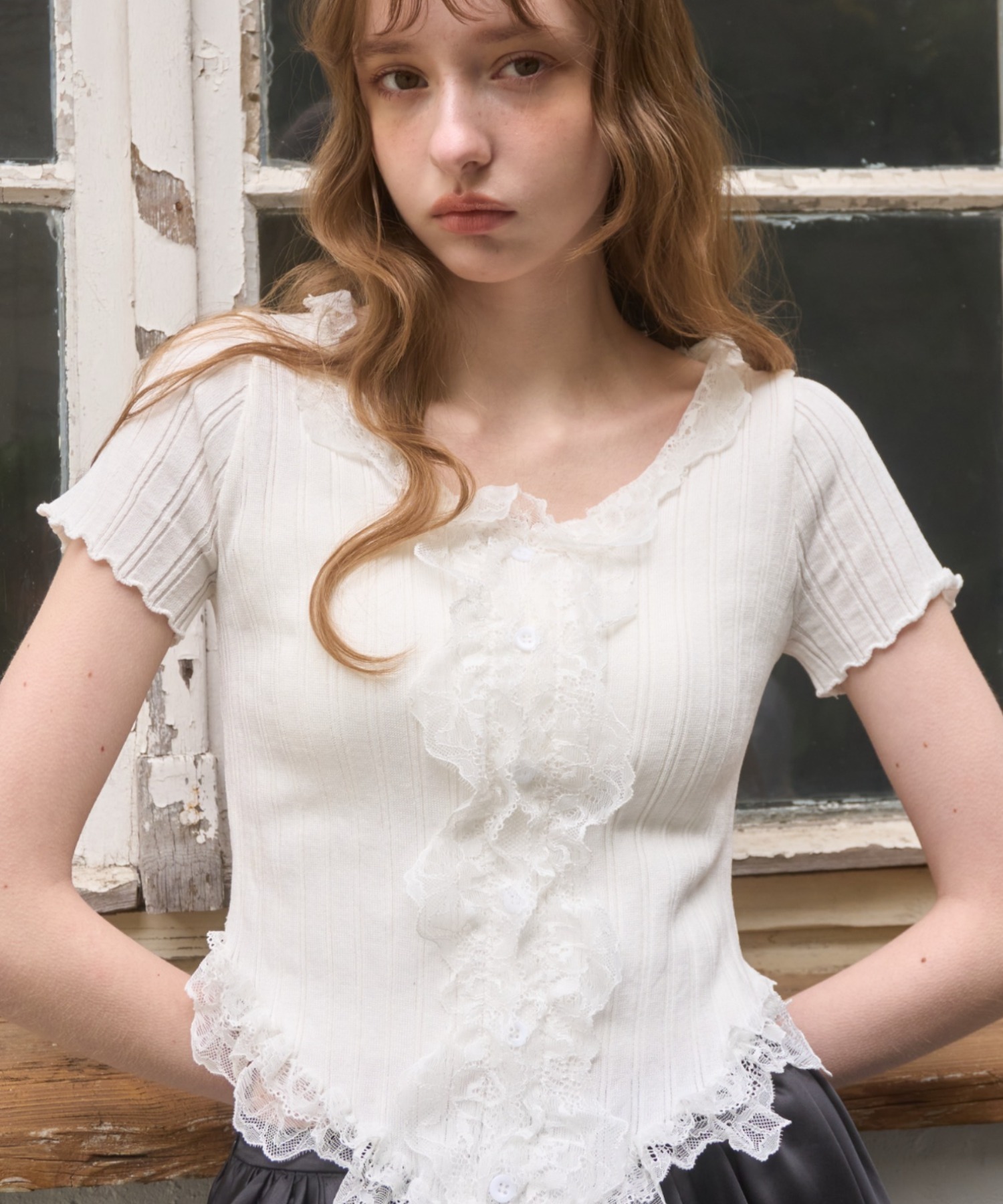 Front frill lace TOPS — топ с фронтальной рюшевой кружевной отделкой