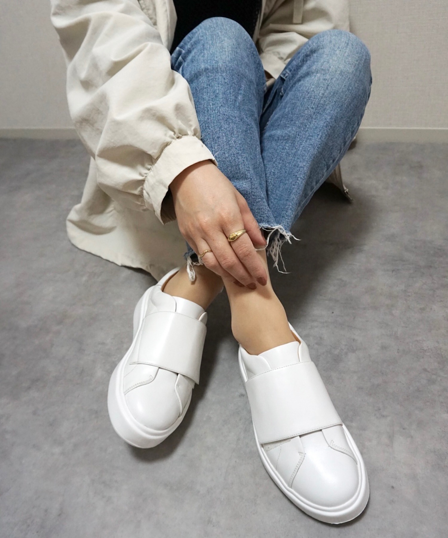 ベルクロスニーカー APOM│Jeffrey Campbell OFFICIAL ONLINE STORE