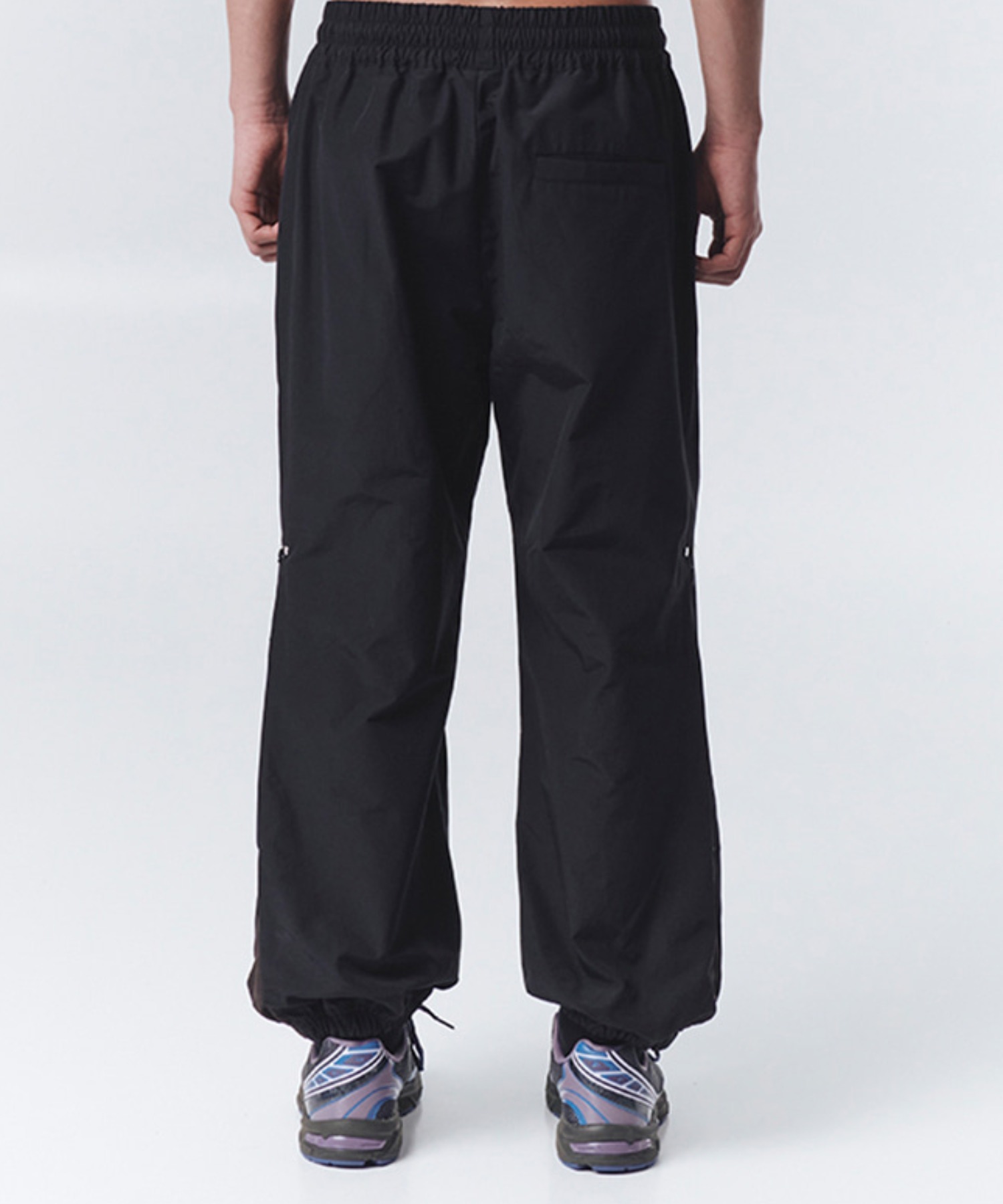 OY/オーワイ』SIDE ZIPPER TUCK TRACK JOGGER PANTS/サイドジッパー 