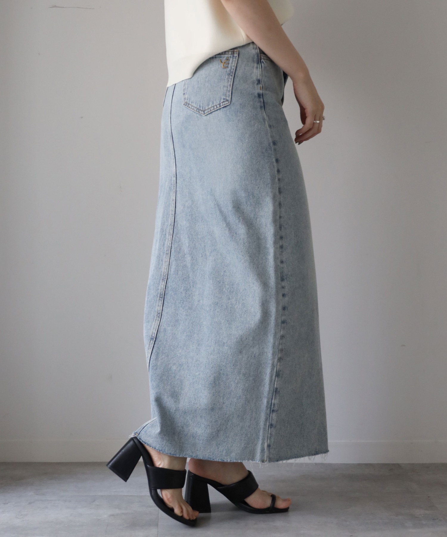 model：164cm. 着用サイズ：Mサイズ