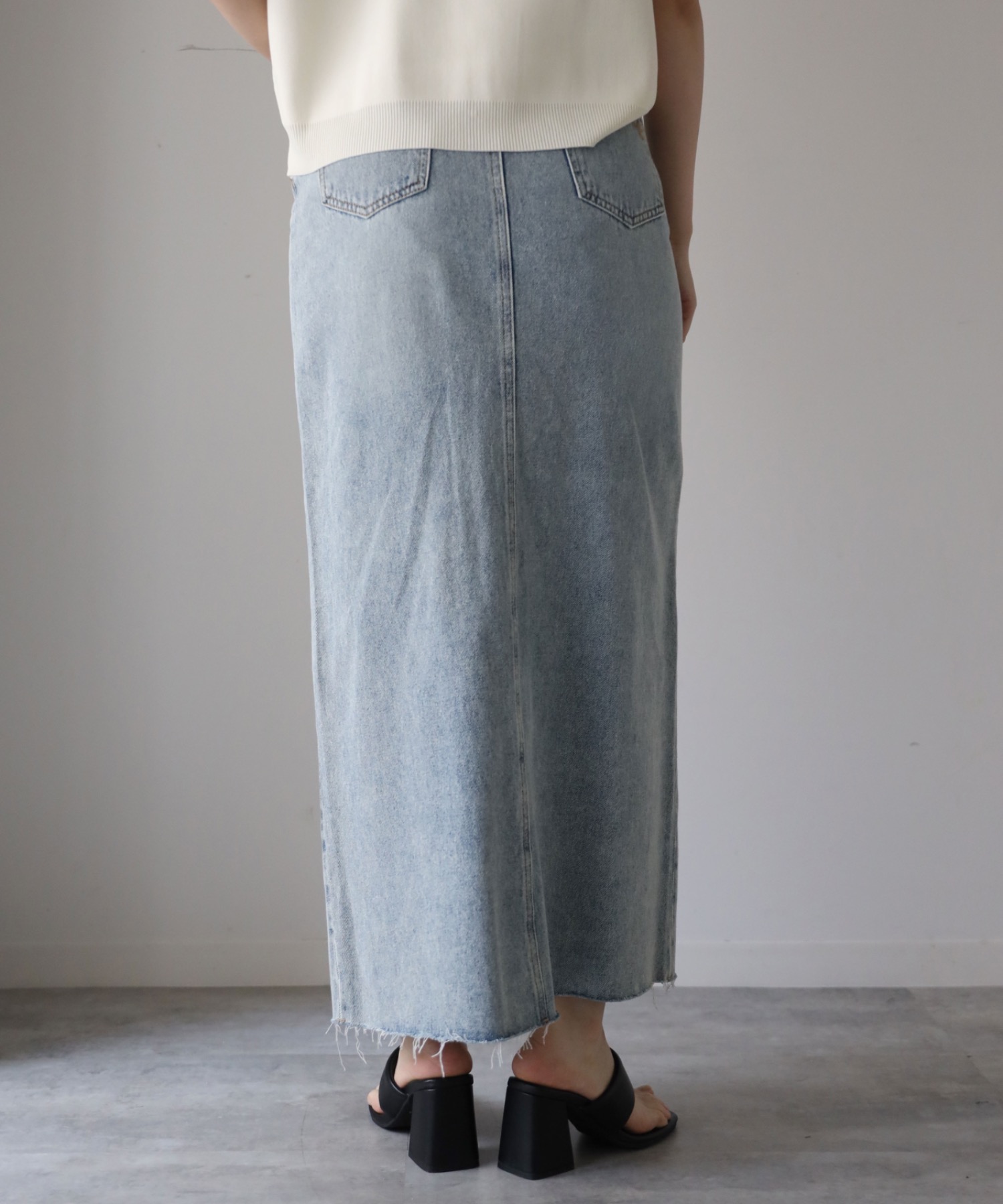 model：164cm. 着用サイズ：Mサイズ