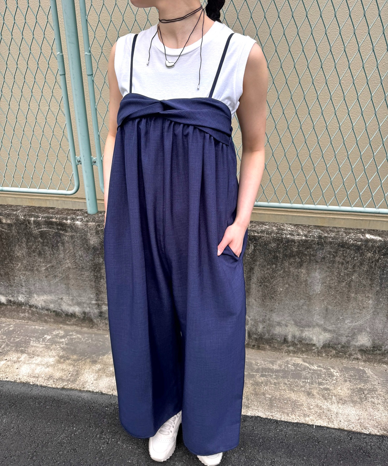 タオ コムデギャルソン オーバーオール サルエルサロペット ネイビー ツイストビスチェサロペット LHELBIE│Eimee Law & LHELBIE 公式