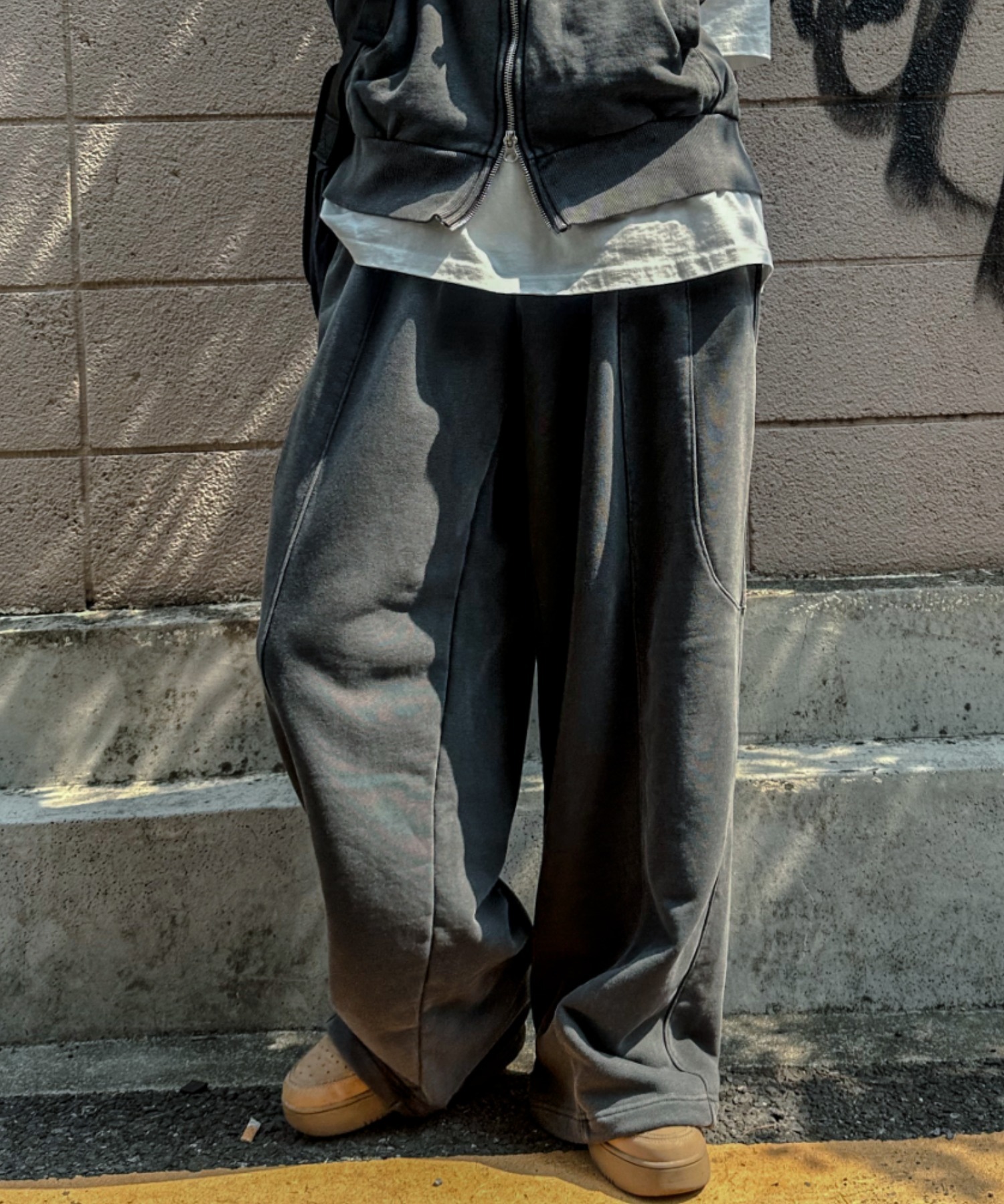 A'GEM/9 × .kom 『A'gem/エージェム』 切り替えスウェットパンツ A'gem