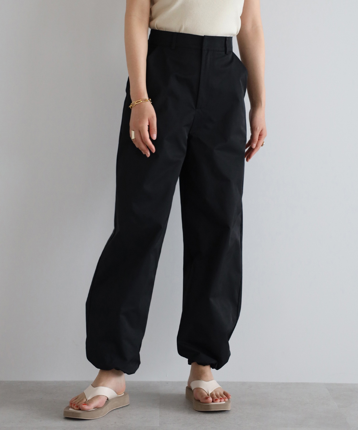 model：H165 着用サイズ：FREE
