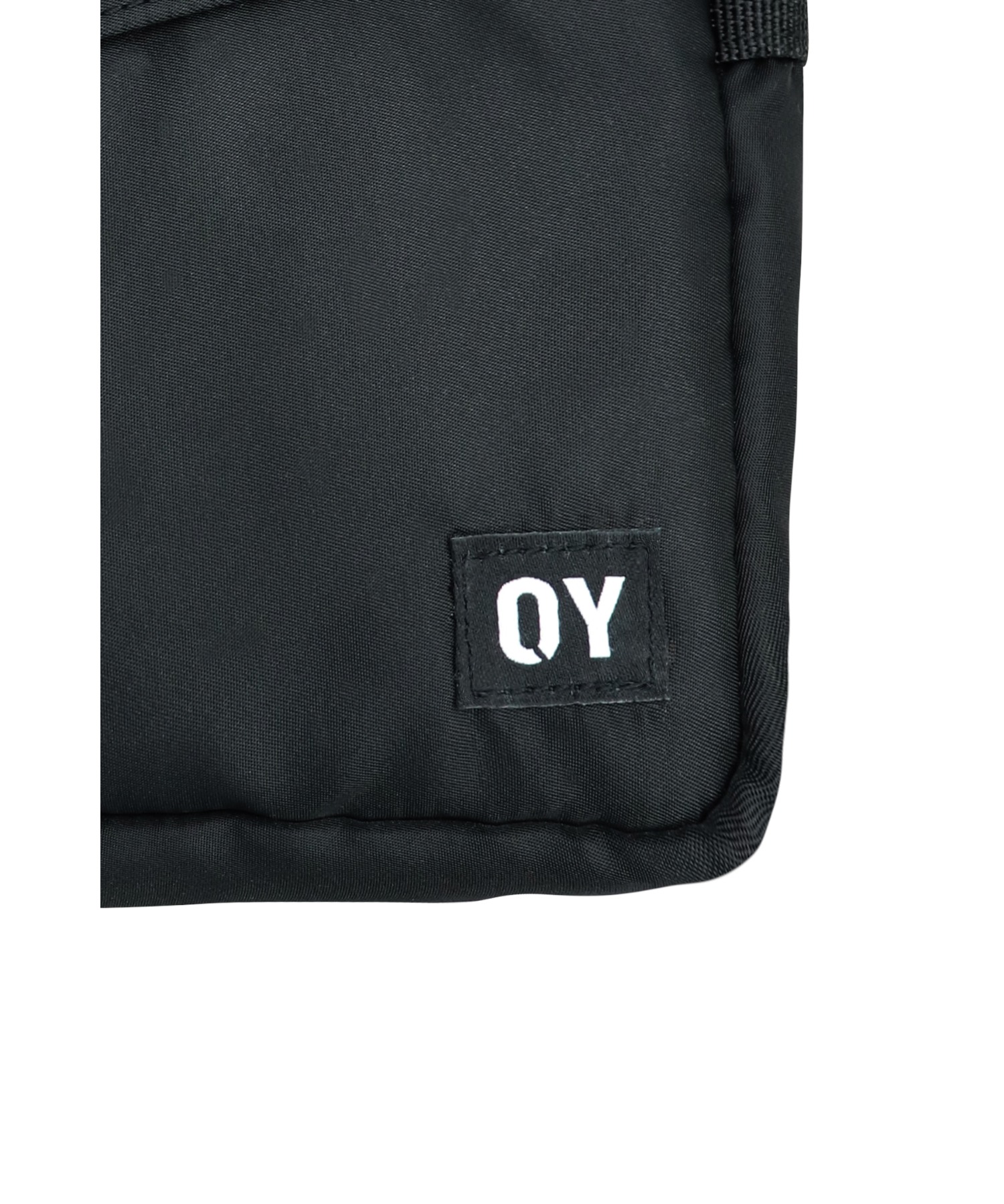 OY/オーワイ』DIAGONAL LINE ZIPPER MINI CROSS BAG/ダイアゴナル