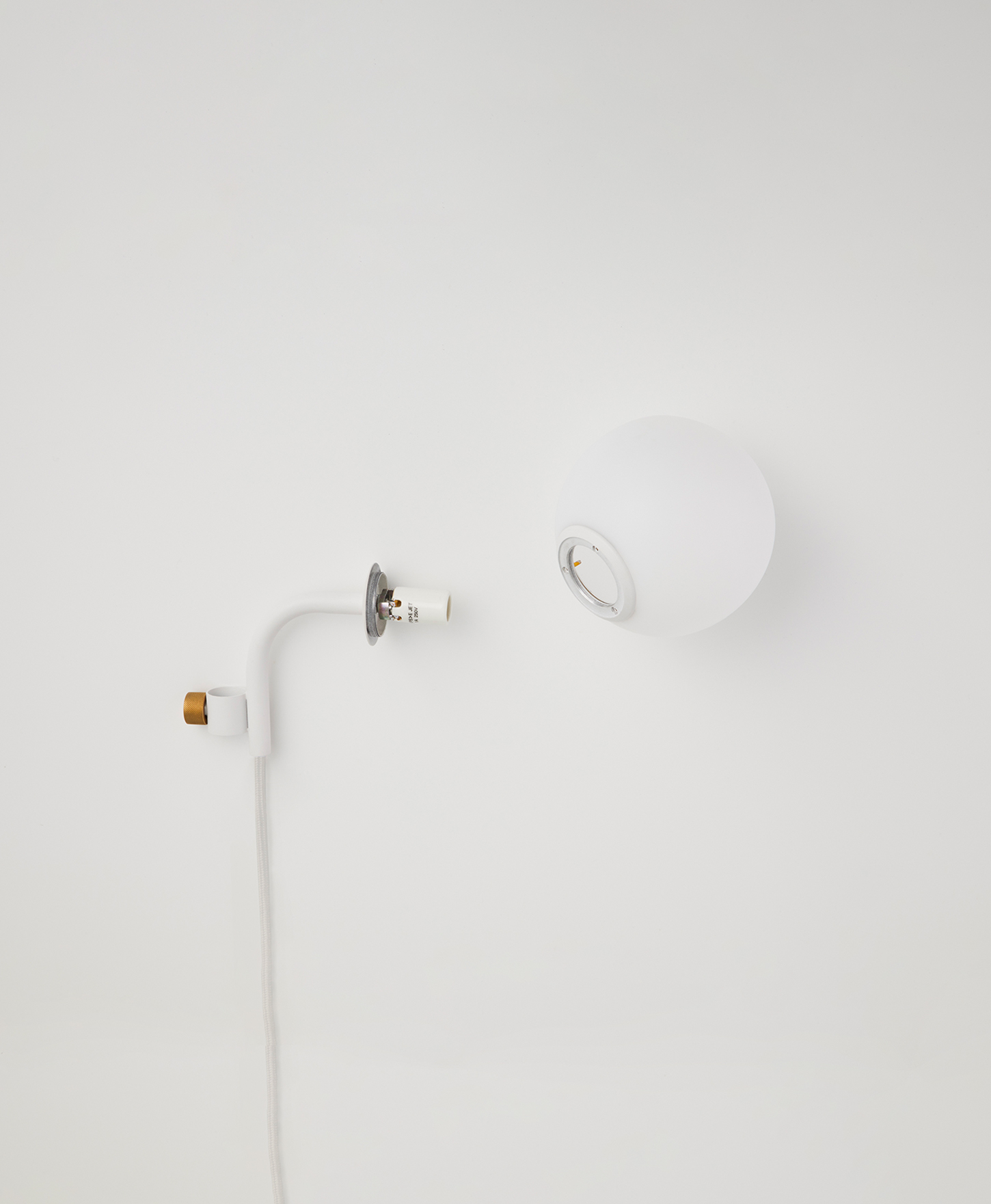 DRAW A LINE/ドローアライン】024 Ball Lamp