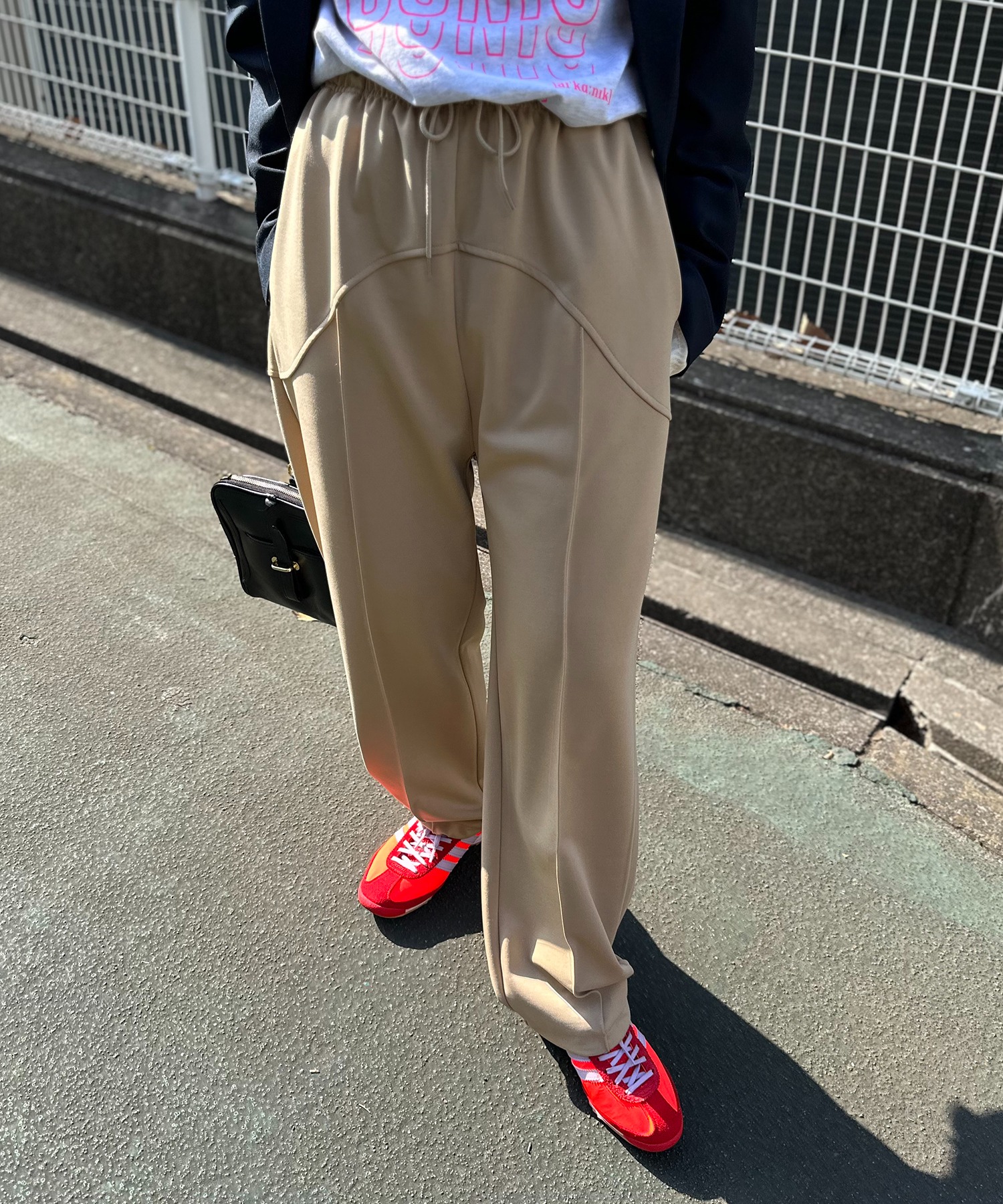 ベージュ
model:154cm 着用サイズ:FREE