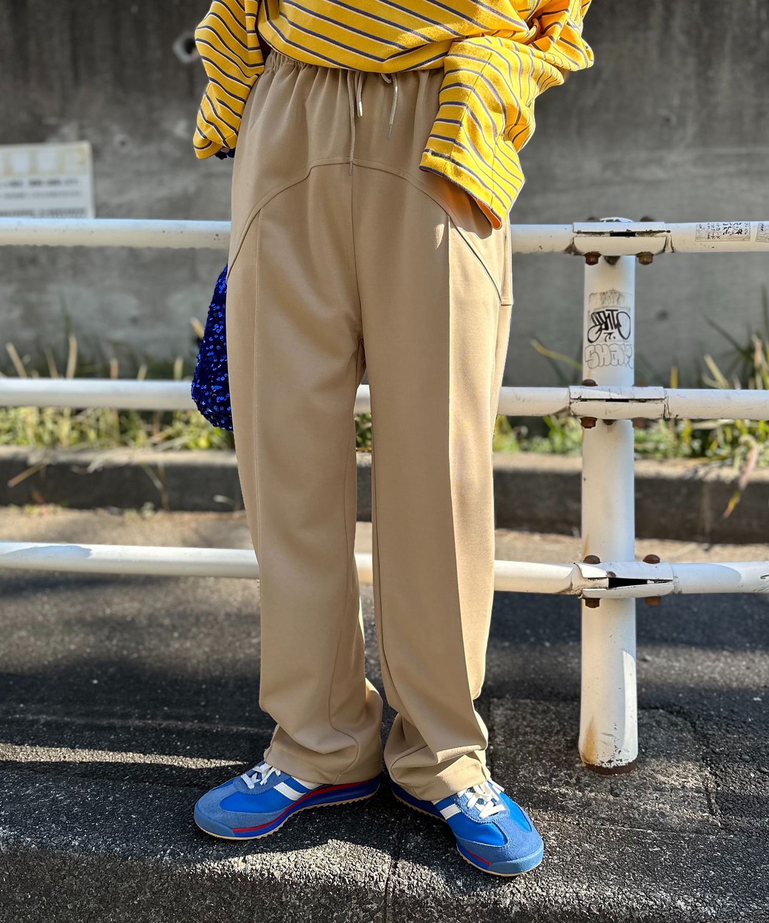 ベージュ
model:154cm 着用サイズ:FREE