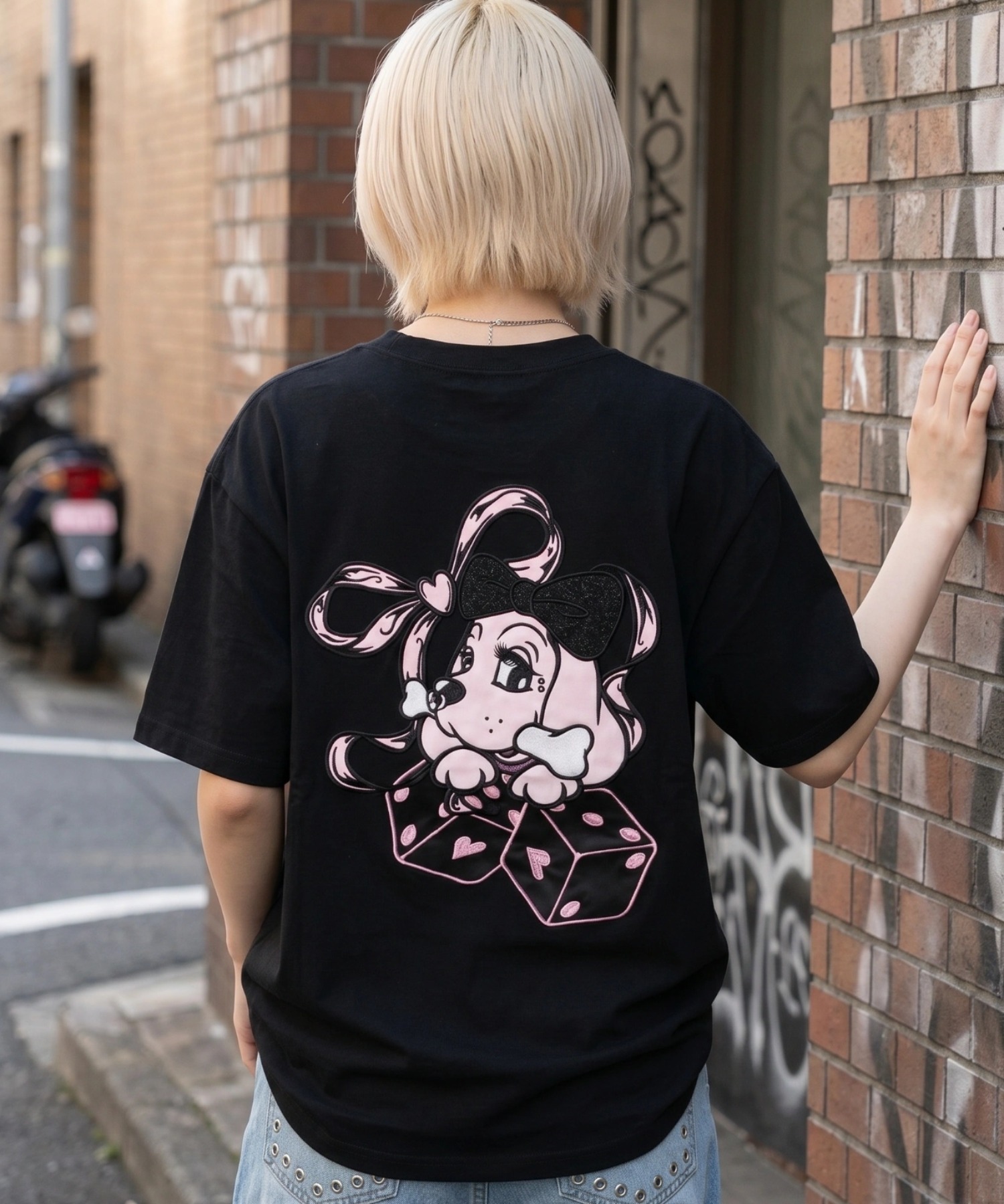 ♬*様 A＇GEM/9 × .kom ガルフィー リボンダイス A'GEM/9 × .kom 限定『GALFY/ガルフィー』 リボンダイス Tシャツ