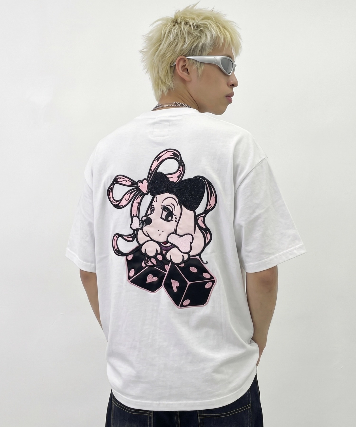 A'GEM/9 × .kom 限定『GALFY/ガルフィー』 リボンダイス Tシャツ