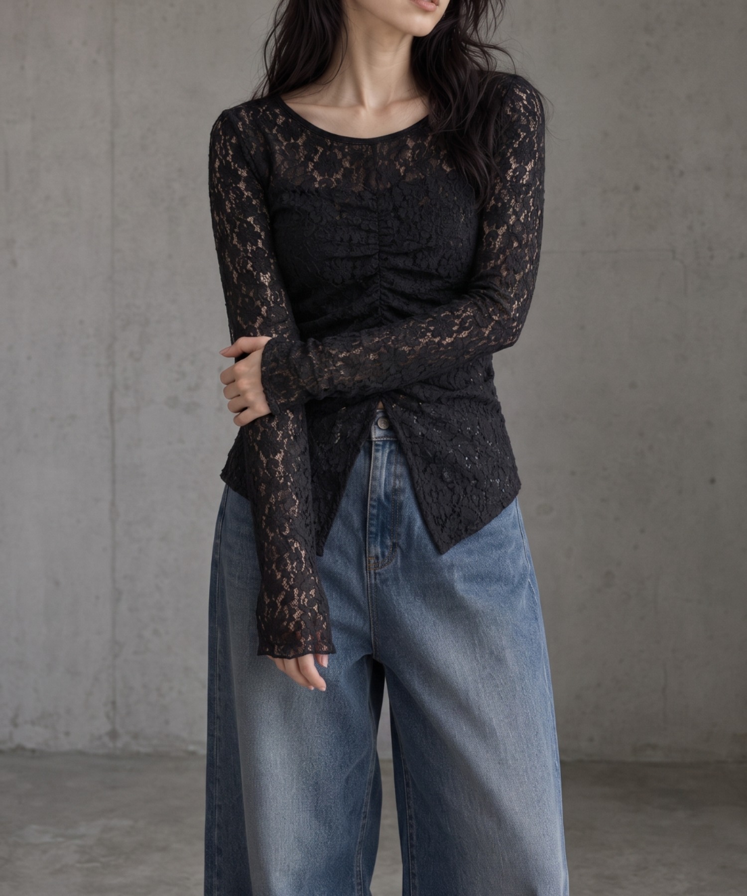 モデル身長：158cm
着用サイズ：FREE
※レースの柄や質感は詳細画像を合わせてご確認お願い致します。