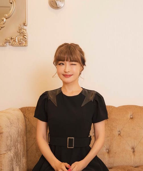 Darial平子理沙プロデュース Riribae お礼や感謝伝えるプチギフト ボリュームスリーブ星柄パッチワークフレアのワンピースドレス リリベ
