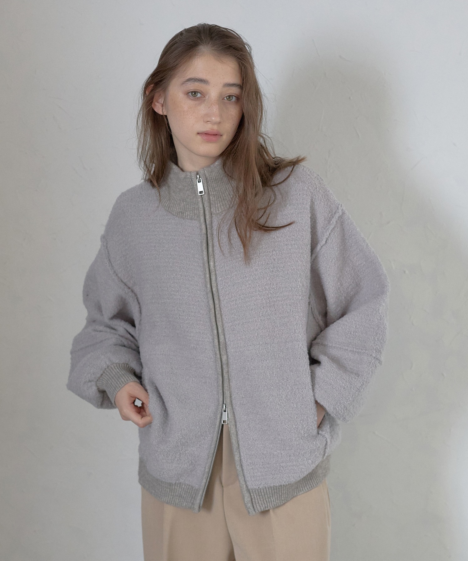 model：H164 着用サイズ：FREE
