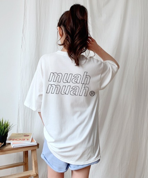 muah muah/ムーアムーア』VIVID LOGO HALF T-SHIRT/ヴィヴィッドロゴ