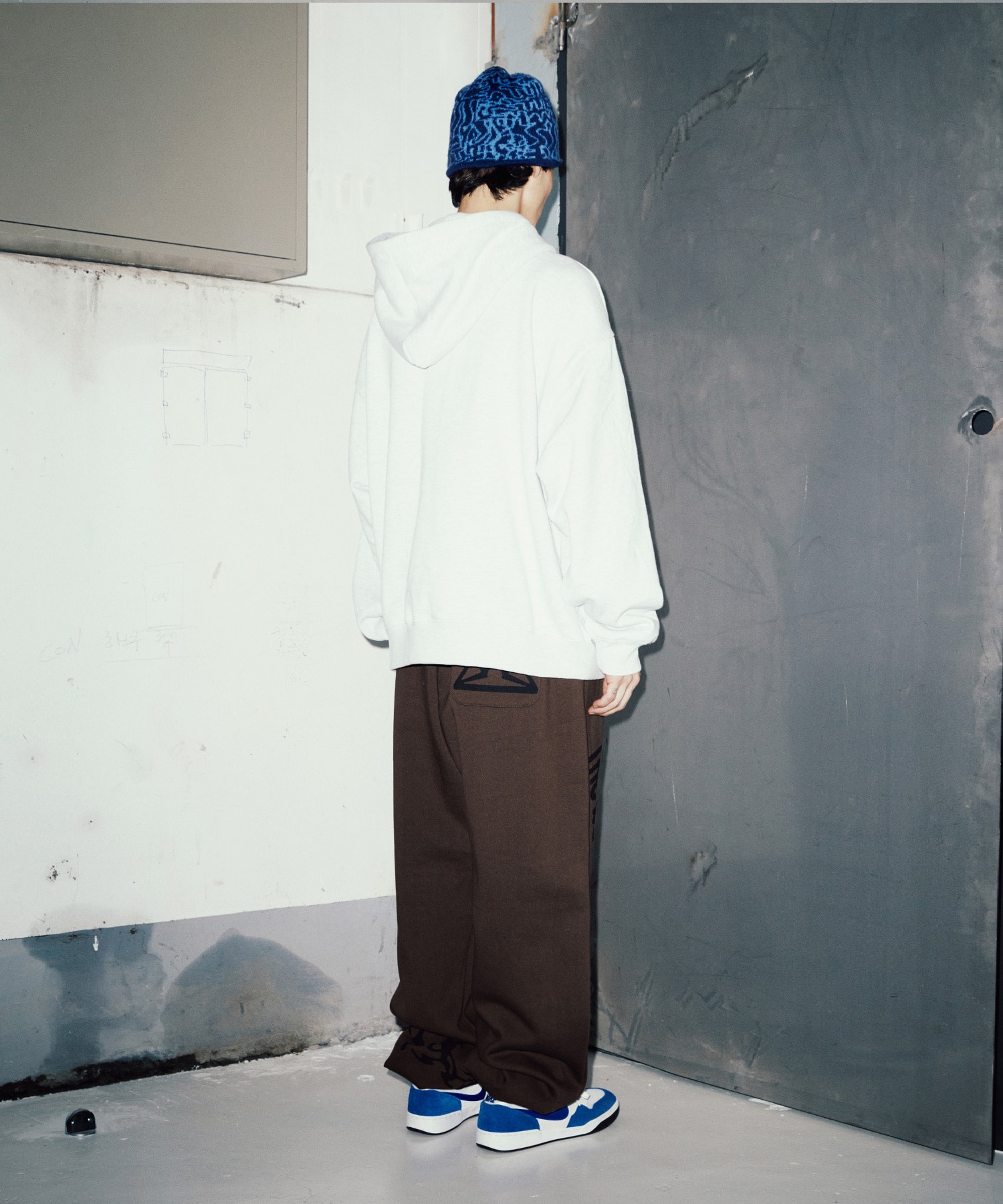 さらに100円引き◆ISTKUNST◆HOMIE HOODIE ISTKUNST