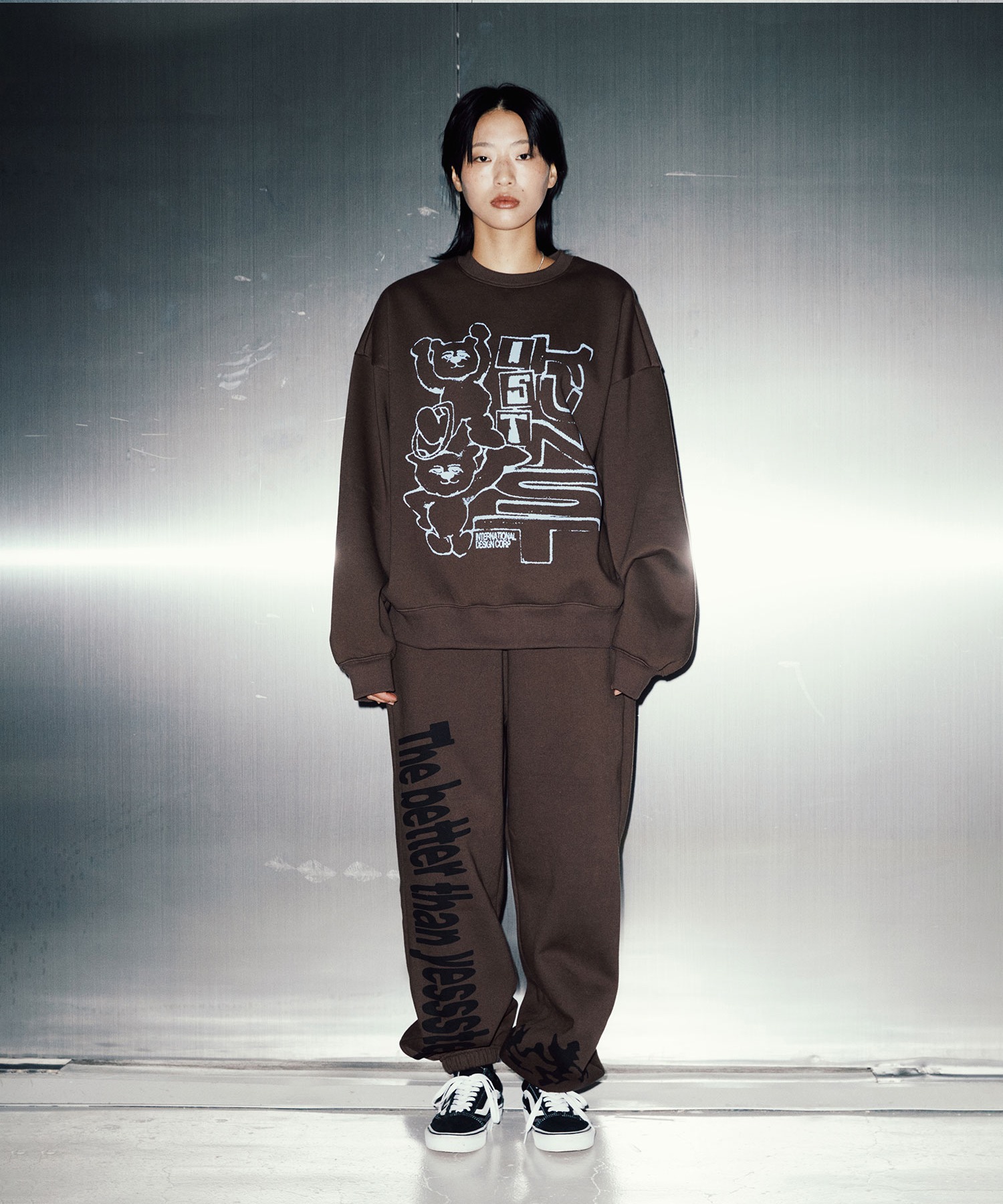 A´GEM/9 × .kom『ISTKUNST/イストクンスト』CIRCUS BEAR SWEATSHIRTS