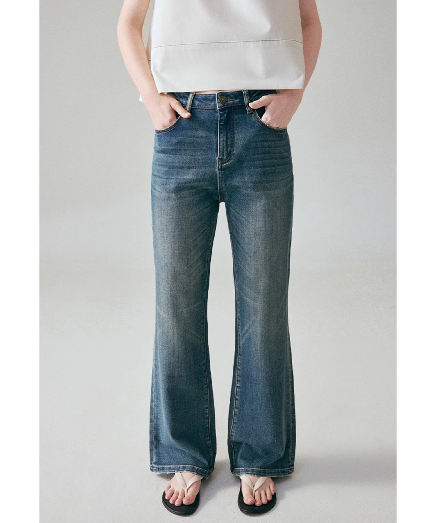 ウォッシュ加工　フレアデニム セールWashed Damaged Flared Denim ⁄ ウォッシュ加工 ダメージ