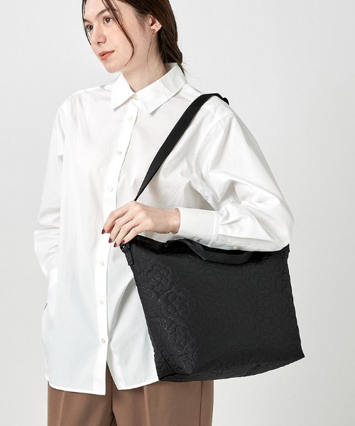 2021正規激安】 LeSportsac 日本限定 DELUXE EASY CARRY TOTE パフィーブロッサムズ haes.athuman.com