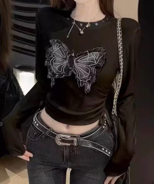 tシャツ A'GEM/9 × .kom 「.KOM/ドットケーオーエム」カモフラバタフライショルダーストラップTシャツ レディース A'GEM/9 × .kom 『.KOM/ドットケーオーエム』 グランジ