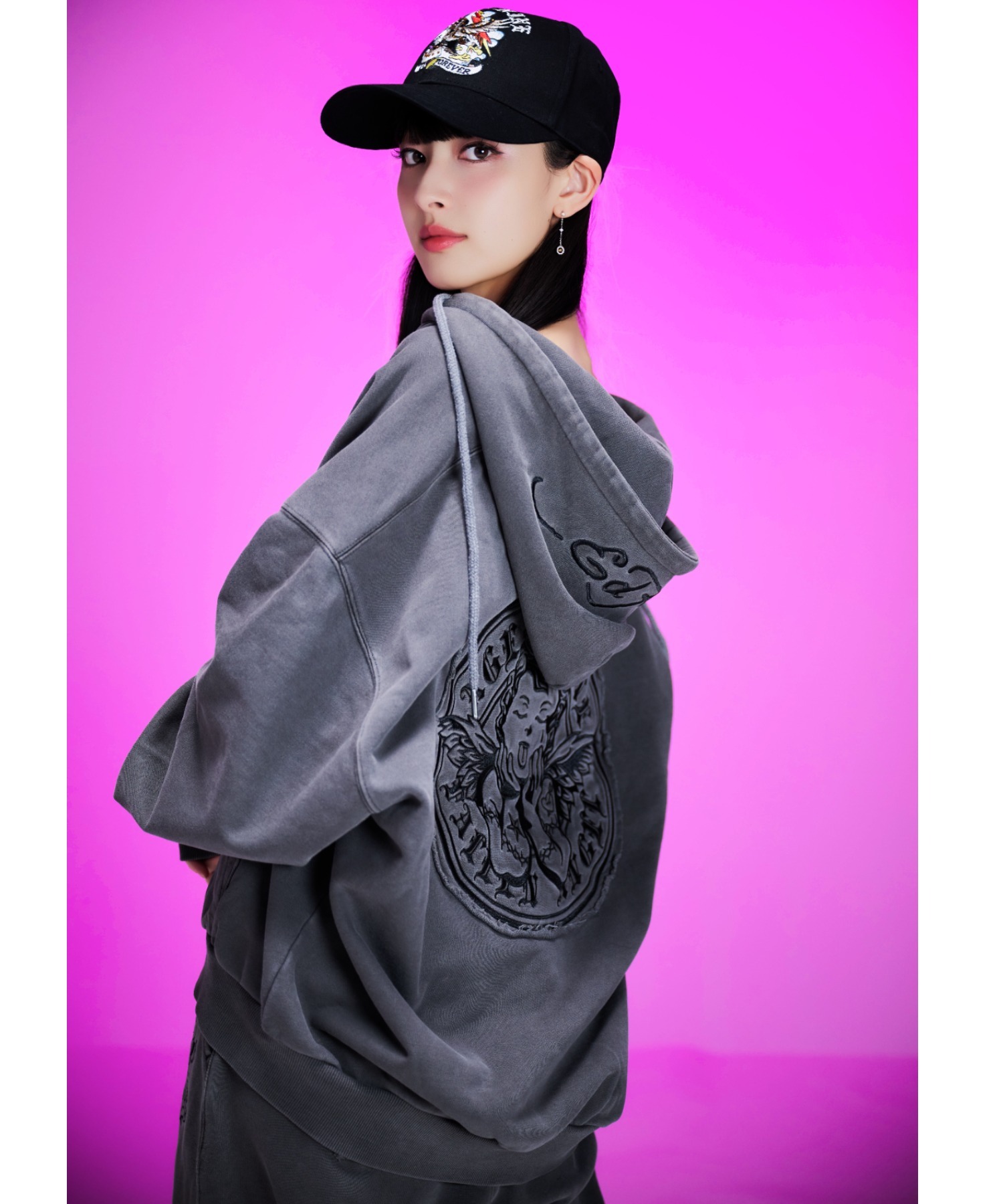 希少デザイン　A'GEM/9 エンジェル　クロス　ジップパーカー A'GEM/9 × .kom 『A'GEM/9/エージェムナイン』 クロスエンジェル