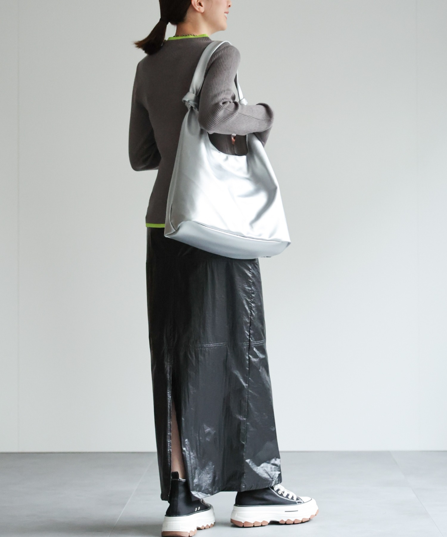 model：162cm 着用サイズ：F