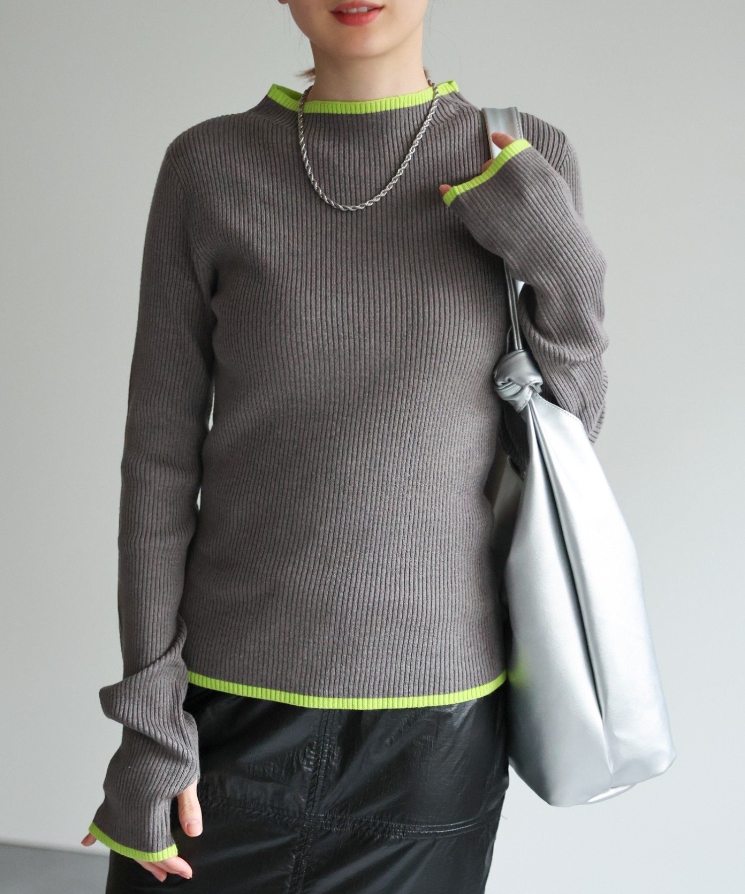 model：162cm 着用サイズ：F