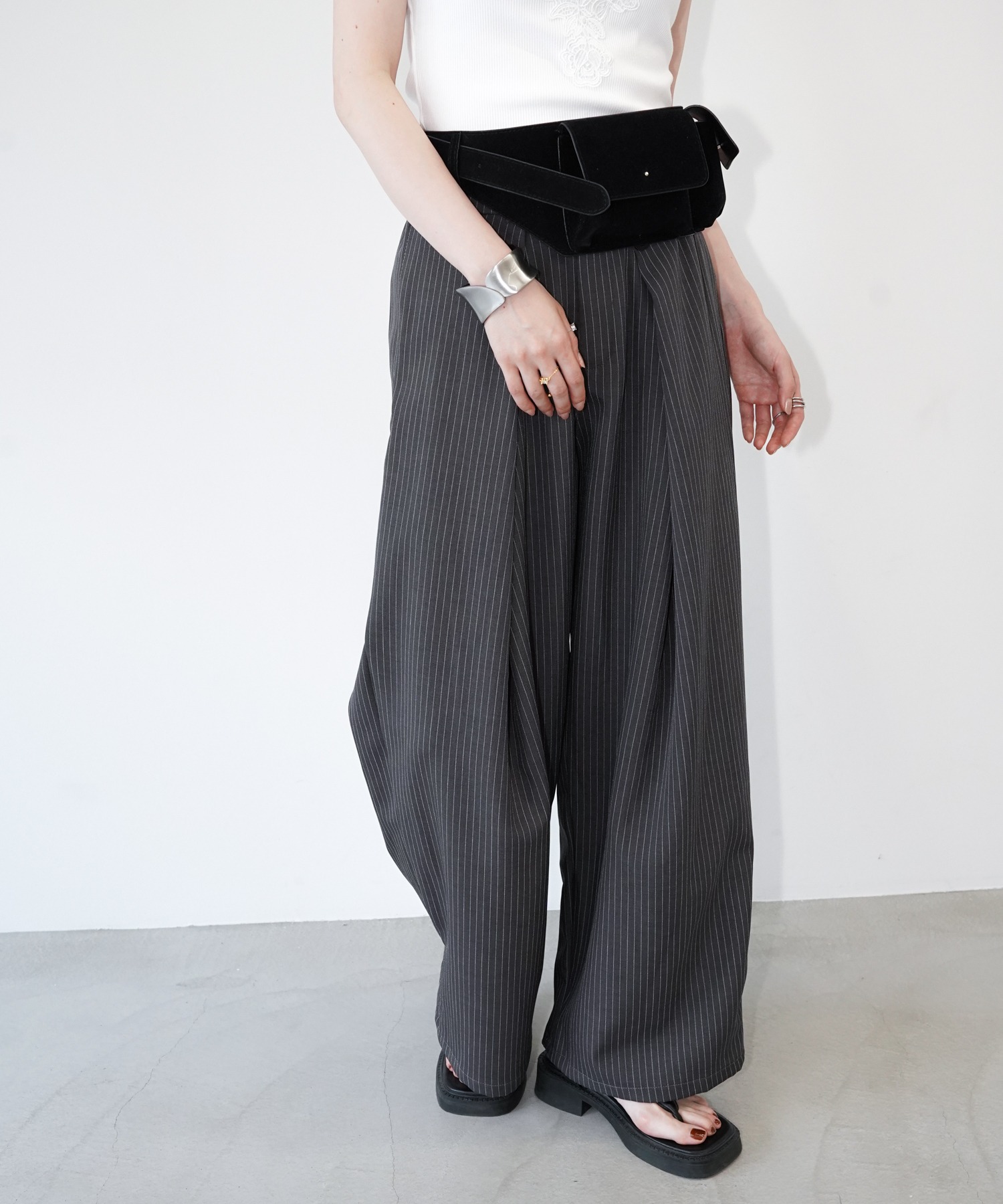 ラップレイヤード ピンストライプワイドパンツ chw26s271-ファッション