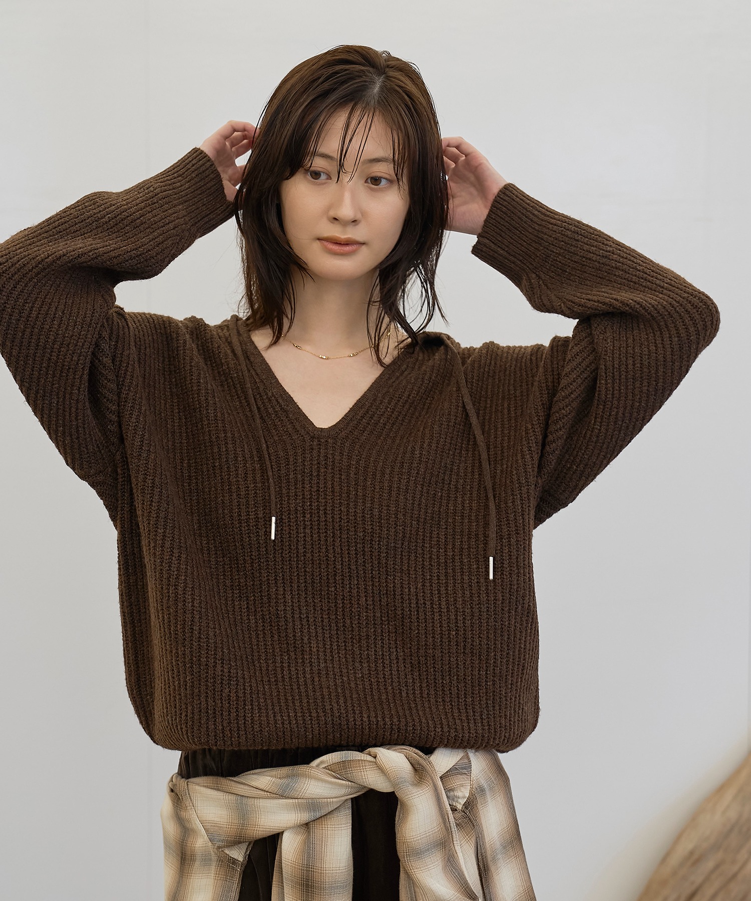 model：H166 着用サイズ：F