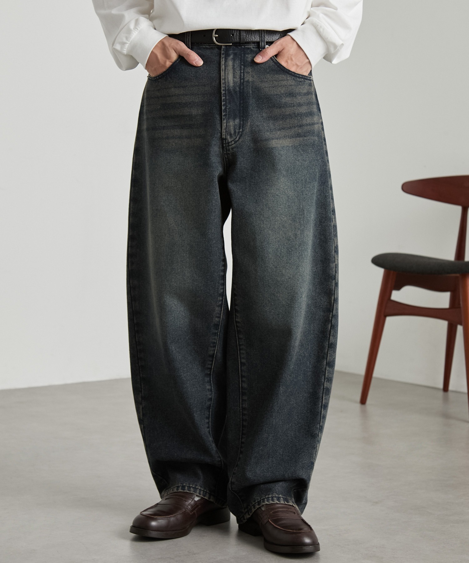ヴィンテージライクセミワイドバレルシルエットデニムパンツ MONO-MART