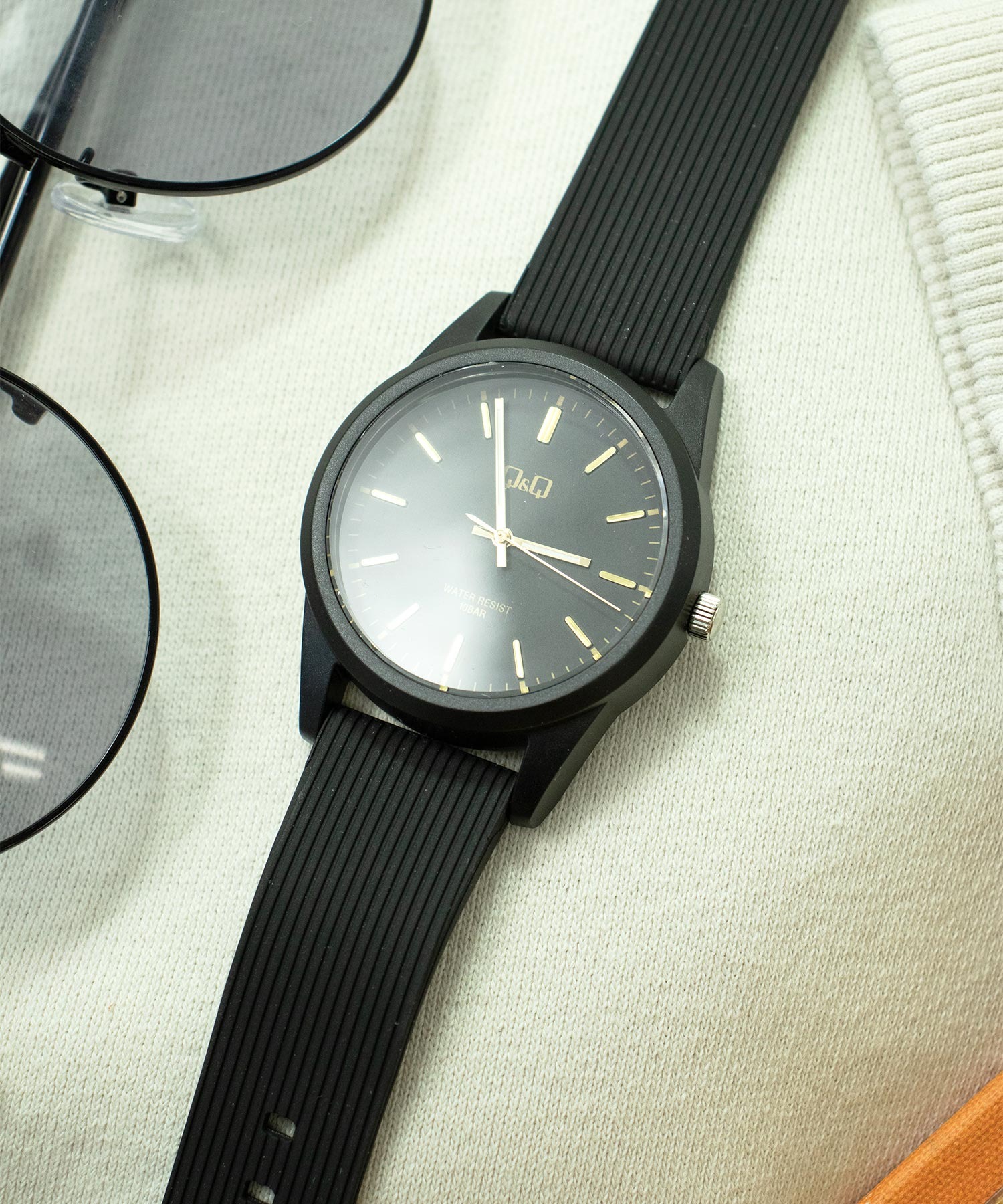 Citizen シチズン Q Q Vs40 Hdg The Barefoot Salle De Bal The Barefoot Online サルデバル ザベアフット オンライン