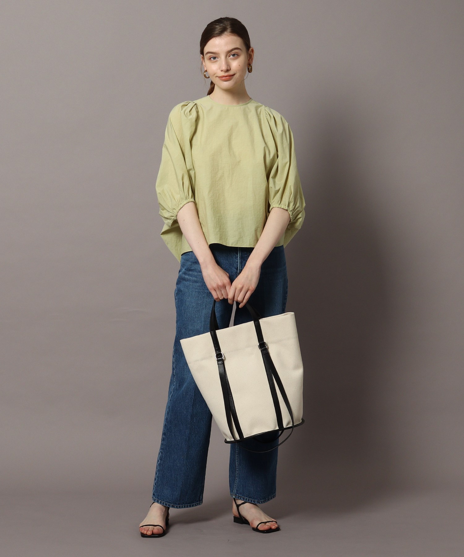 付き合う前の初デートで正解の服装は プロに聞いた大人女性の魅力を引き出すコーデ Folk