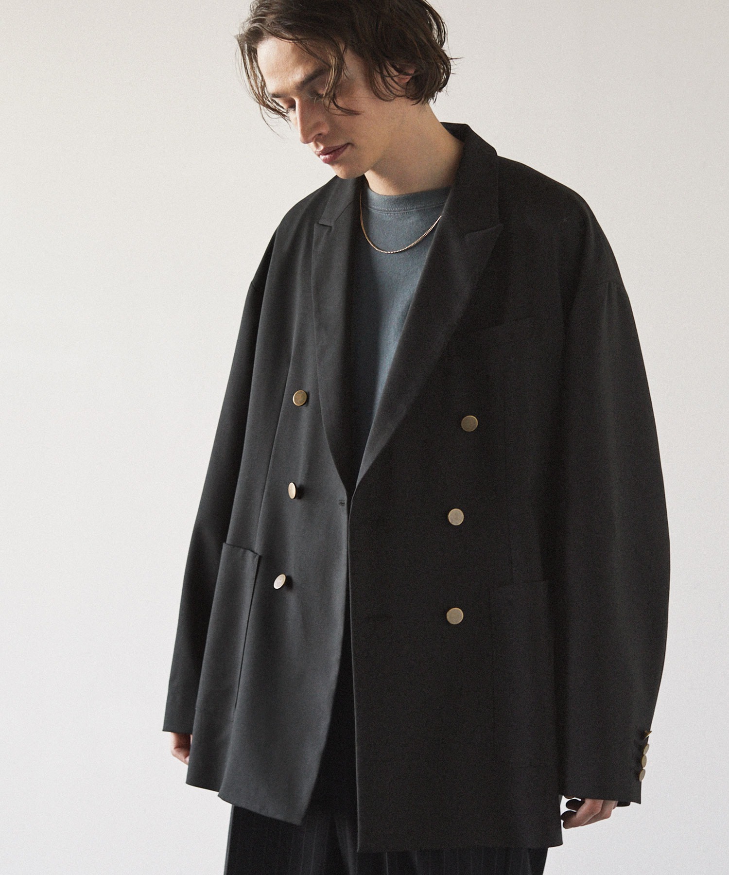 【kicuri】 Gold button over jacket