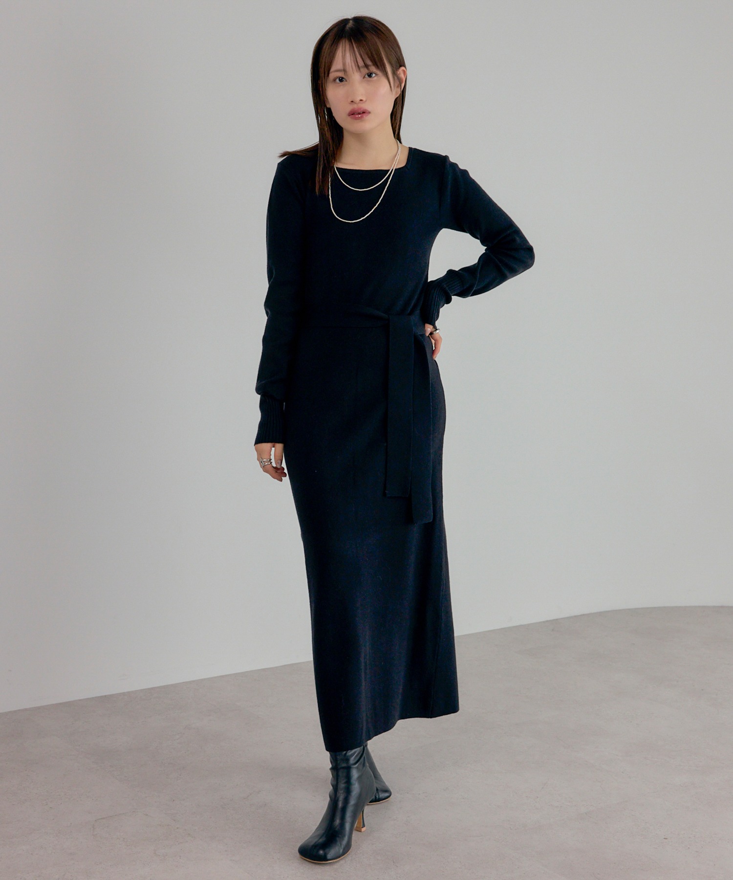 model：H165 着用サイズ：M