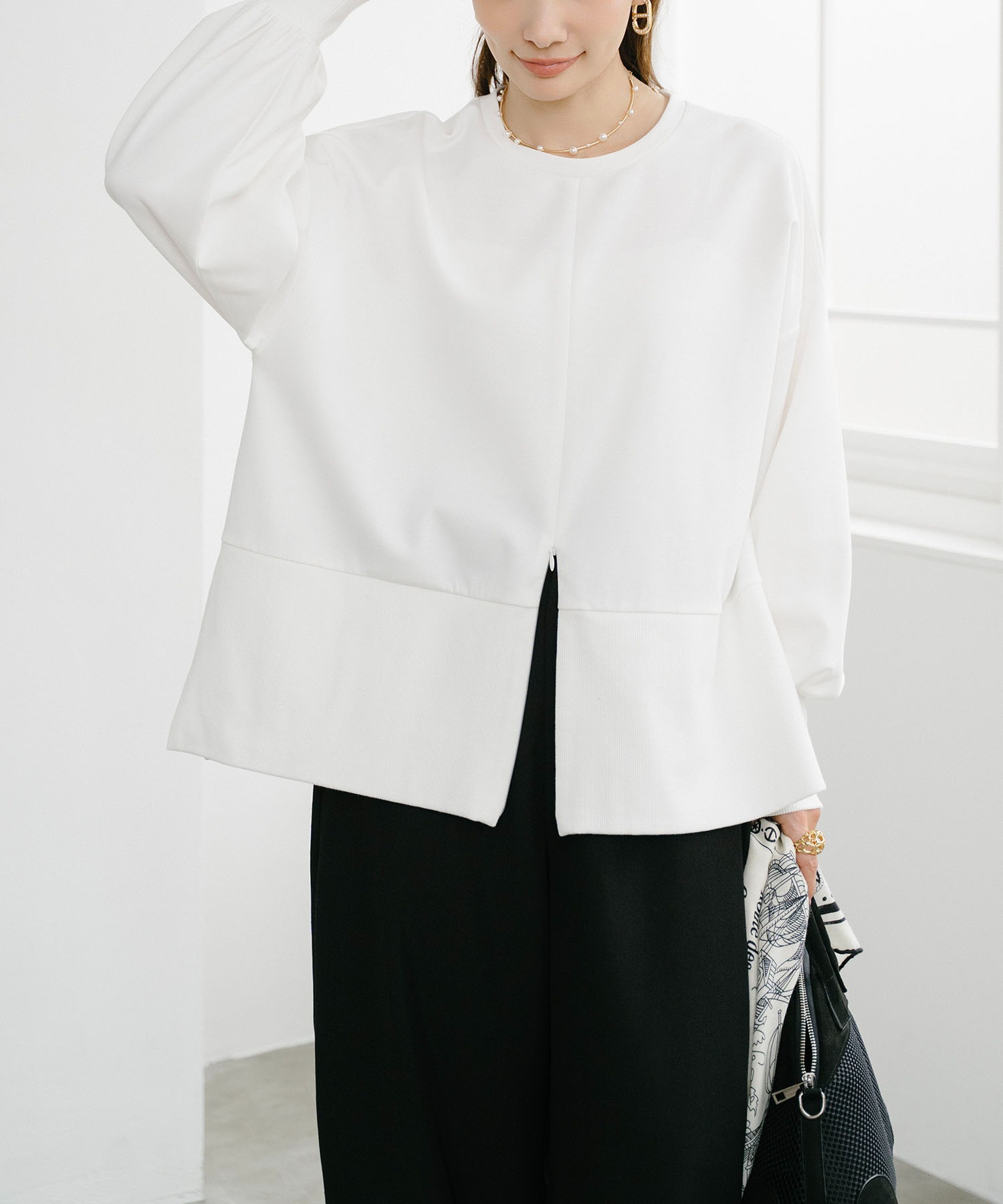 ライトダンボール2wayヘムプルオーバー Emma Taylor│STYLEDOOR