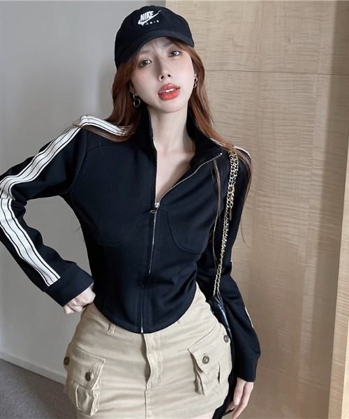 A'GEM/9 × .kom『.kom/ドットケーオーエム』クロップド丈 ライン