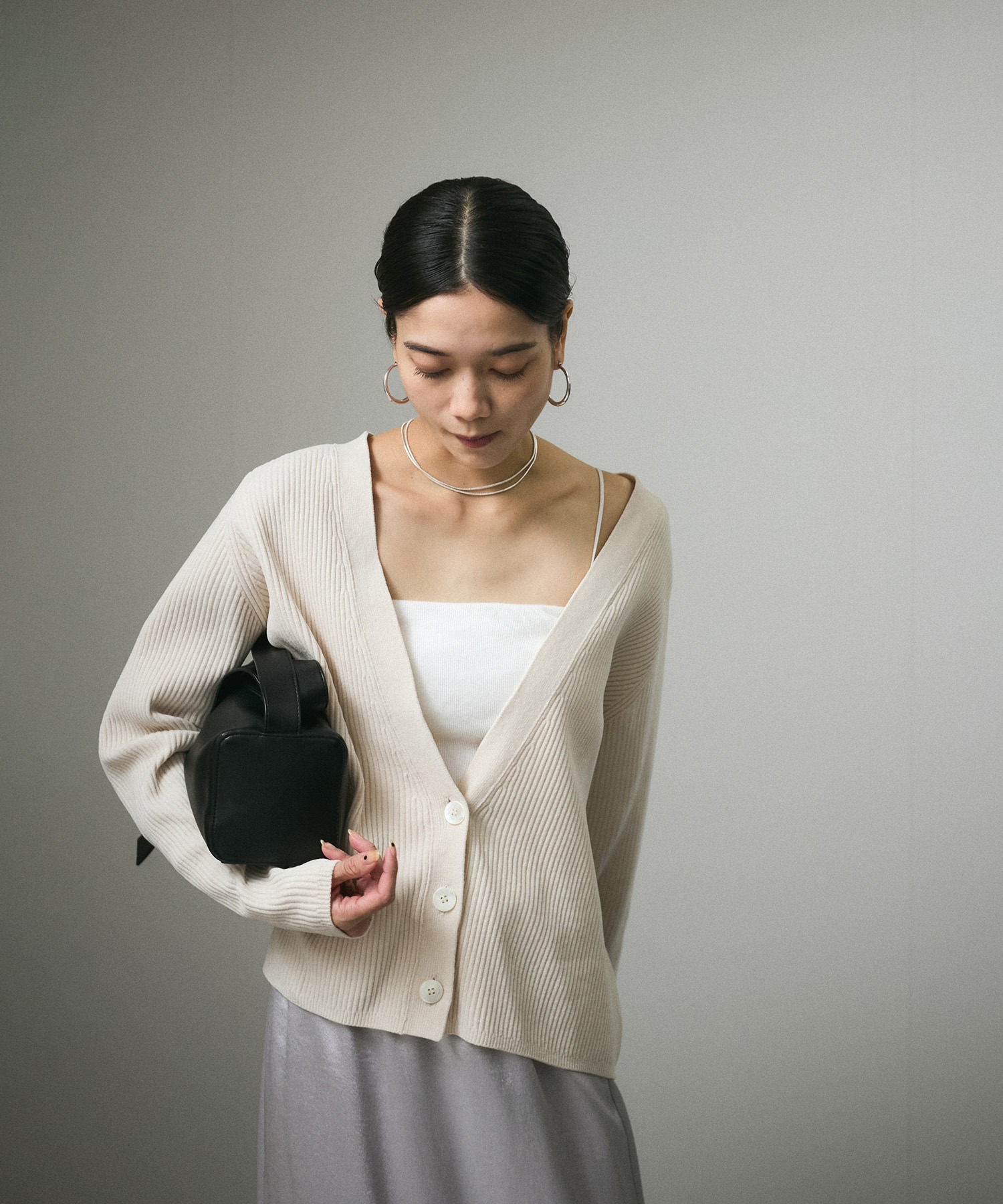 Vネックカーディガン-CreamyCotton /クリーミーコットン-