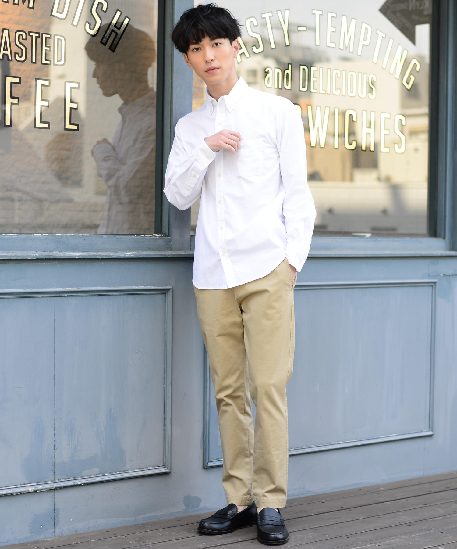 春夏着たいメンズアースカラーパンツコーデ25選 人気のベージュ カーキ ブラウン系カラーパンツの着こなし方 Nobstyle