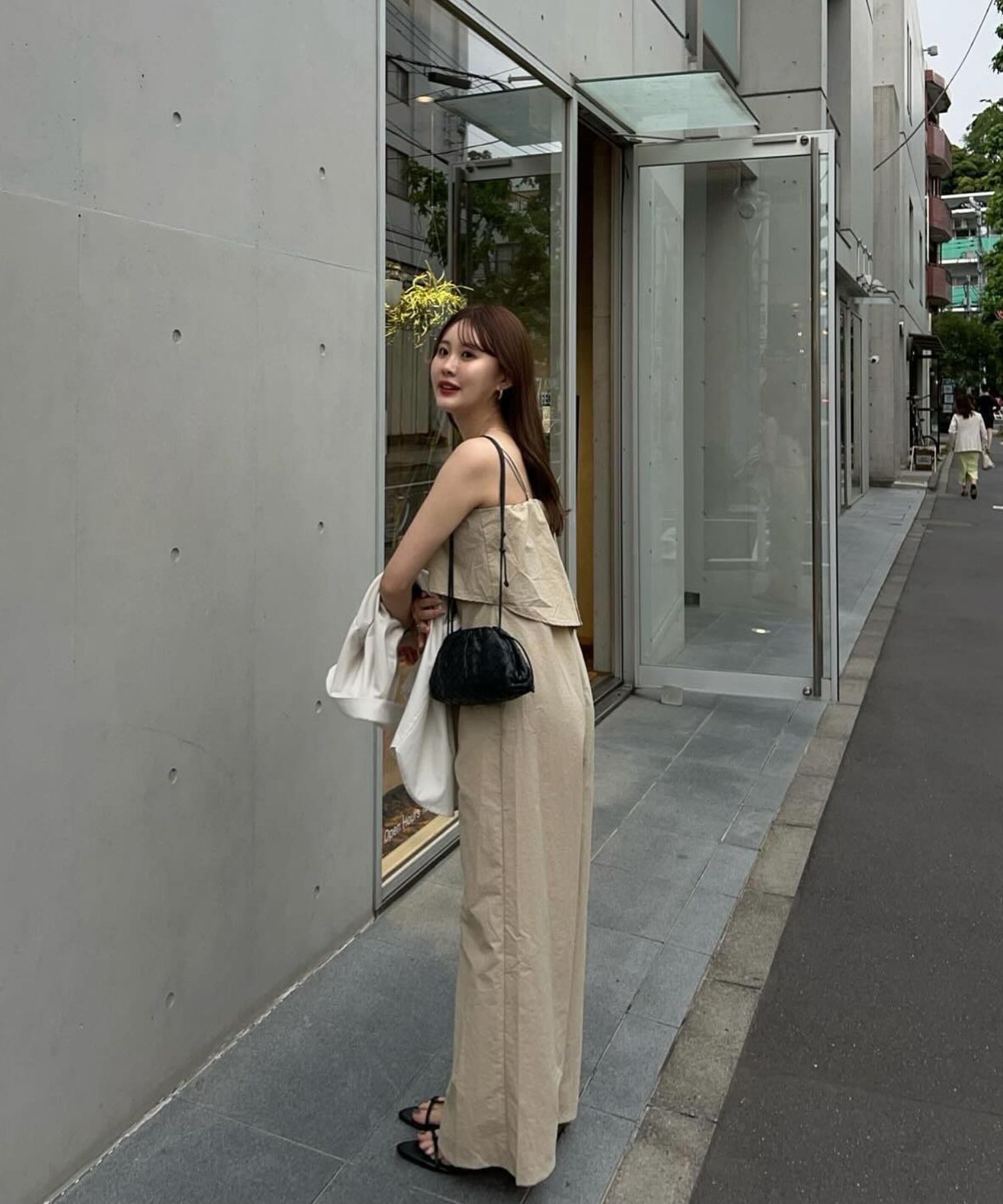 model：H165 着用サイズ：FREE