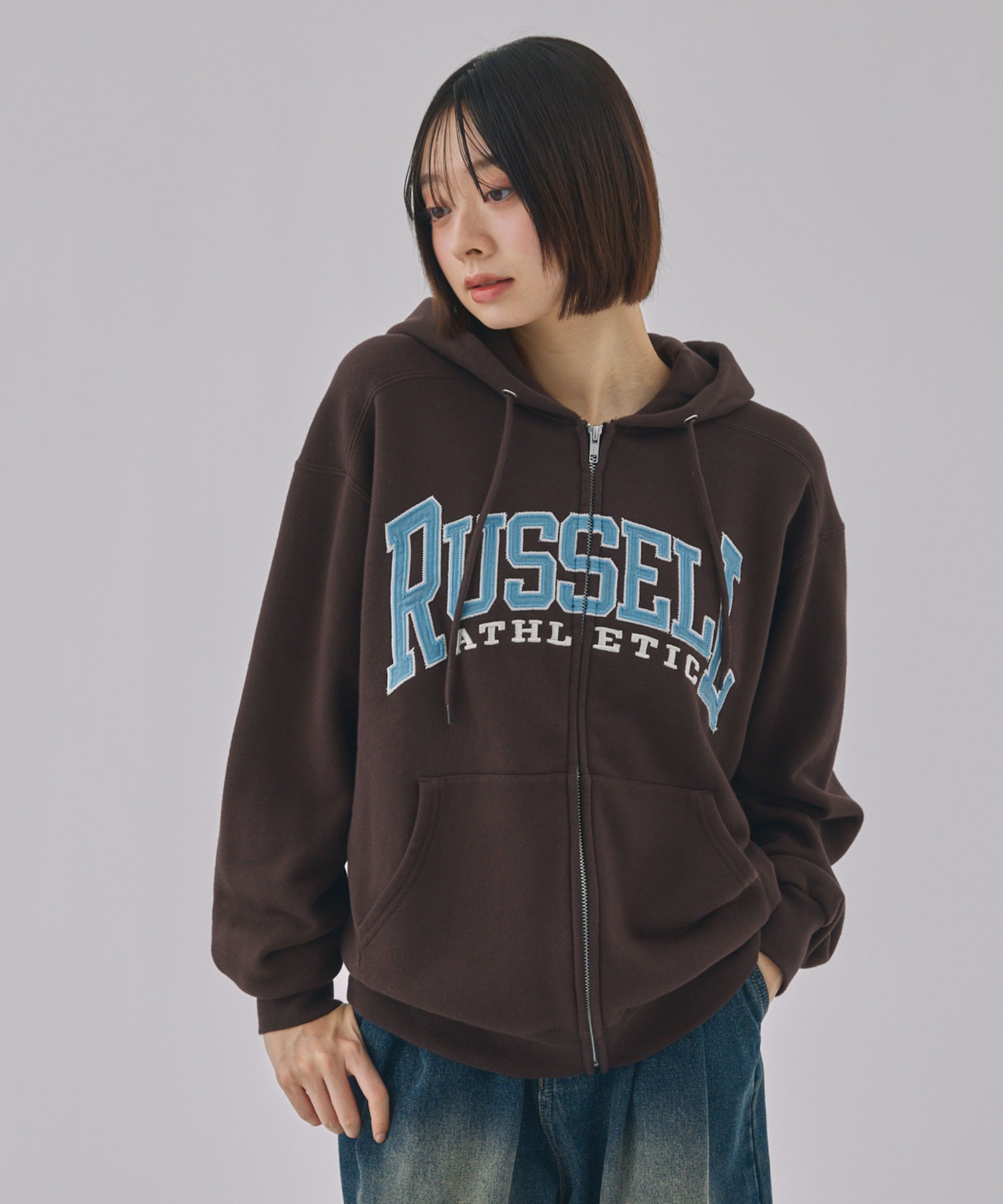 ★美品★RUSSELUNO ラッセルノ　ジップアップパーカー　サイズ　4 ラッセルノジップアップ・パーカー4