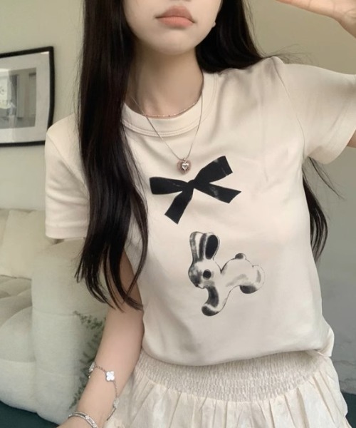 tシャツ A'GEM/9 × .kom 「.KOM/ドットケーオーエム」 リボンライントップス(1) レディース KOM tシャツ A'GEM/9 × .kom 「.KOM/ドットケーオーエム