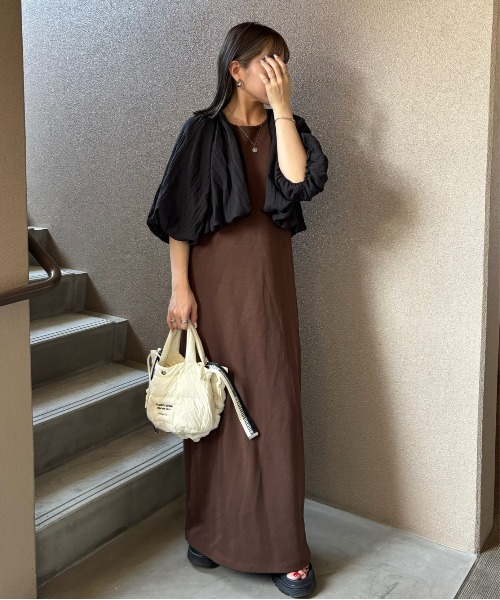 model：H156 着用サイズ：FREE