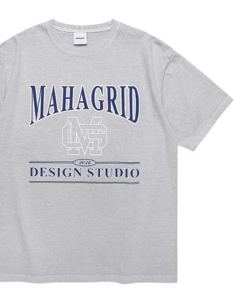 A'GEM/9 × .kom『mahagrid/マハグリッド』UNIVERSITY PIGMENT TEE