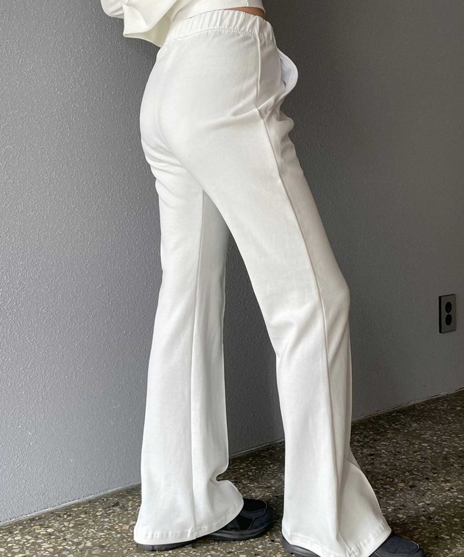 A'GEM/9 × .kom 『muah muah/ムーアムーア』 LOGO STITCH LINE