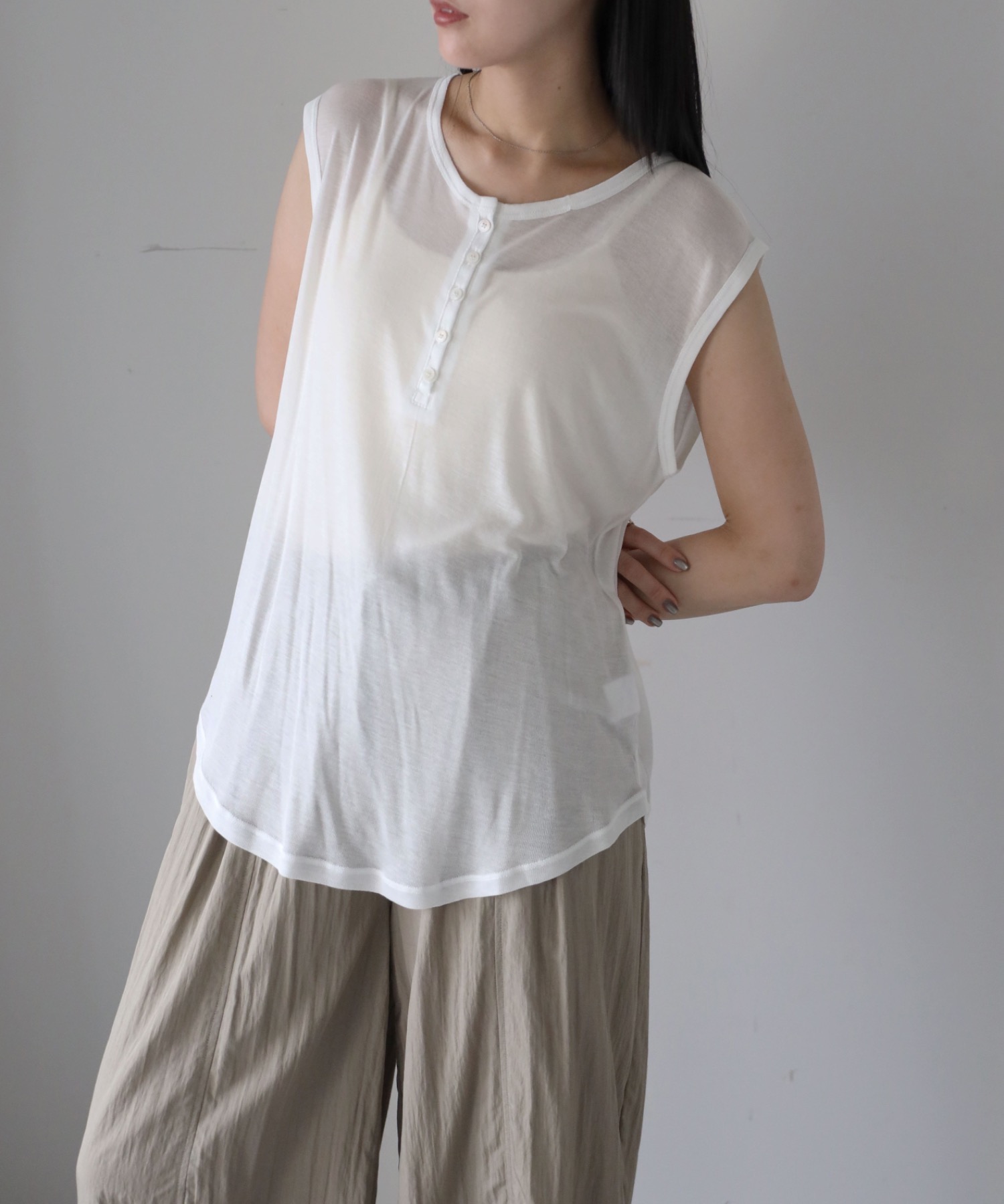 model：164cm. 着用サイズ：FREE